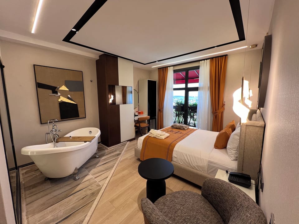 Superior Room | In-room safe, desk, laptop workspace, soundproofing