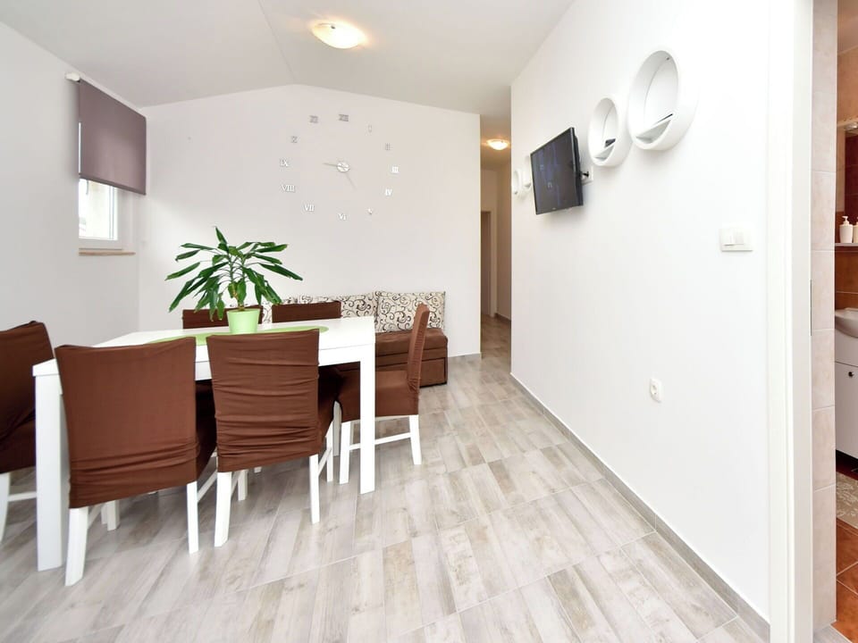 Flooring, Interior Design, Floor, Furniture, Wood, Wood Flooring, Ceiling, Room, Lighting, Laminate Flooring