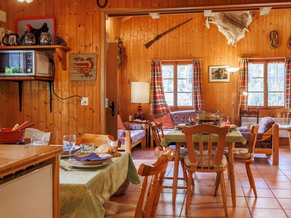 Wood, Furniture, Cottage, Ceiling, Log Cabin, Wood Stain, Chair, Hardwood, Kitchen & Dining Room Table, Light Fixture