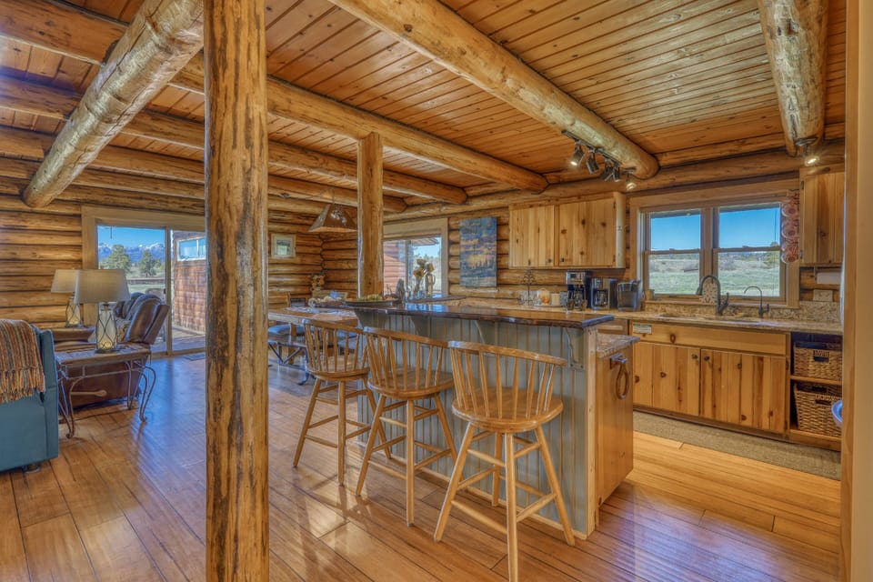 Breakfast Bar off the Kitchen