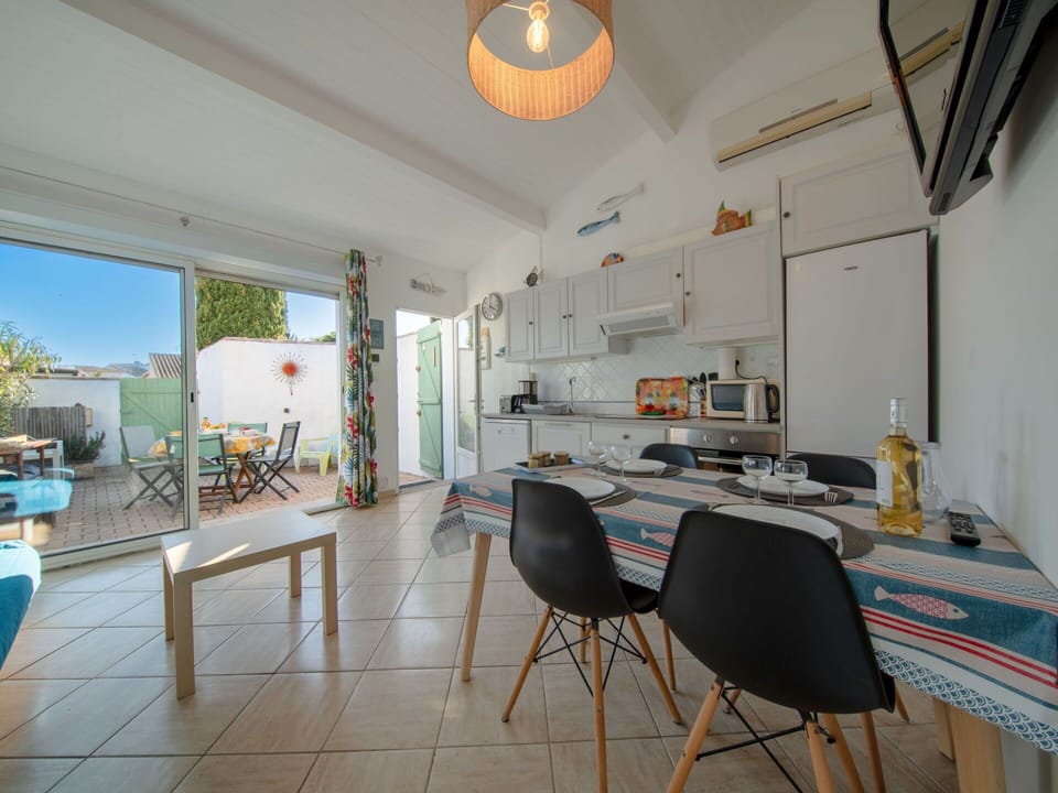 Furniture, Table, Property, Chair, Plant, Lighting, Orange, Wood, Interior Design, Kitchen