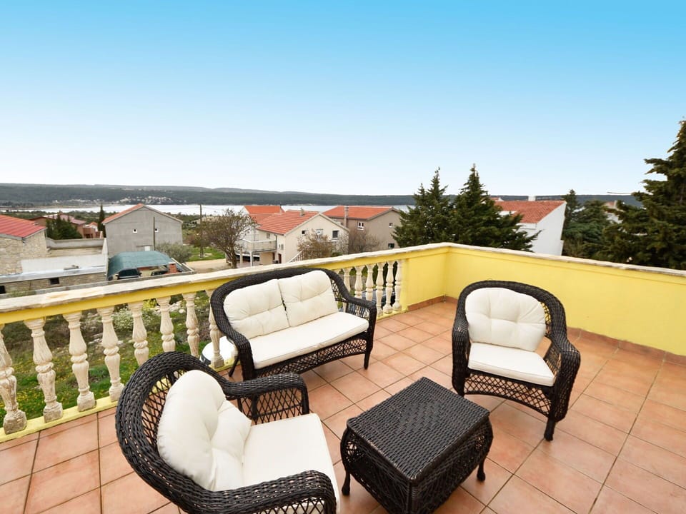 Sky, Property, Furniture, Building, Table, Couch, Outdoor Furniture, Comfort, Plant, Interior Design