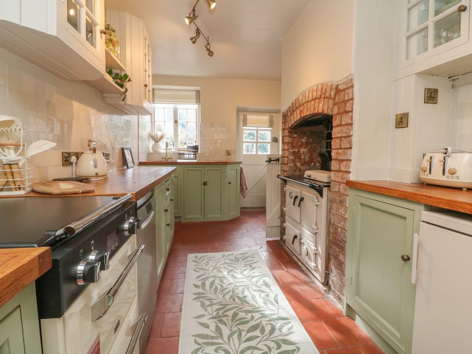 Fridge, dishwasher, electric kettle, toaster