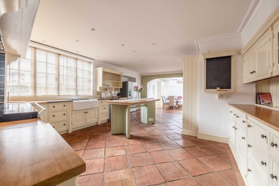 Main Kitchen