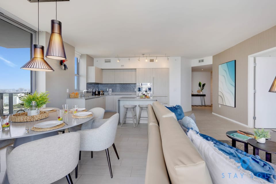 House | 3 bedrooms, desk, iron/ironing board, high-speed internet