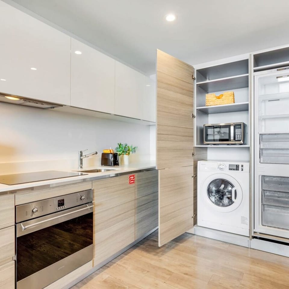 House | 2 bedrooms, desk, iron/ironing board, high-speed internet