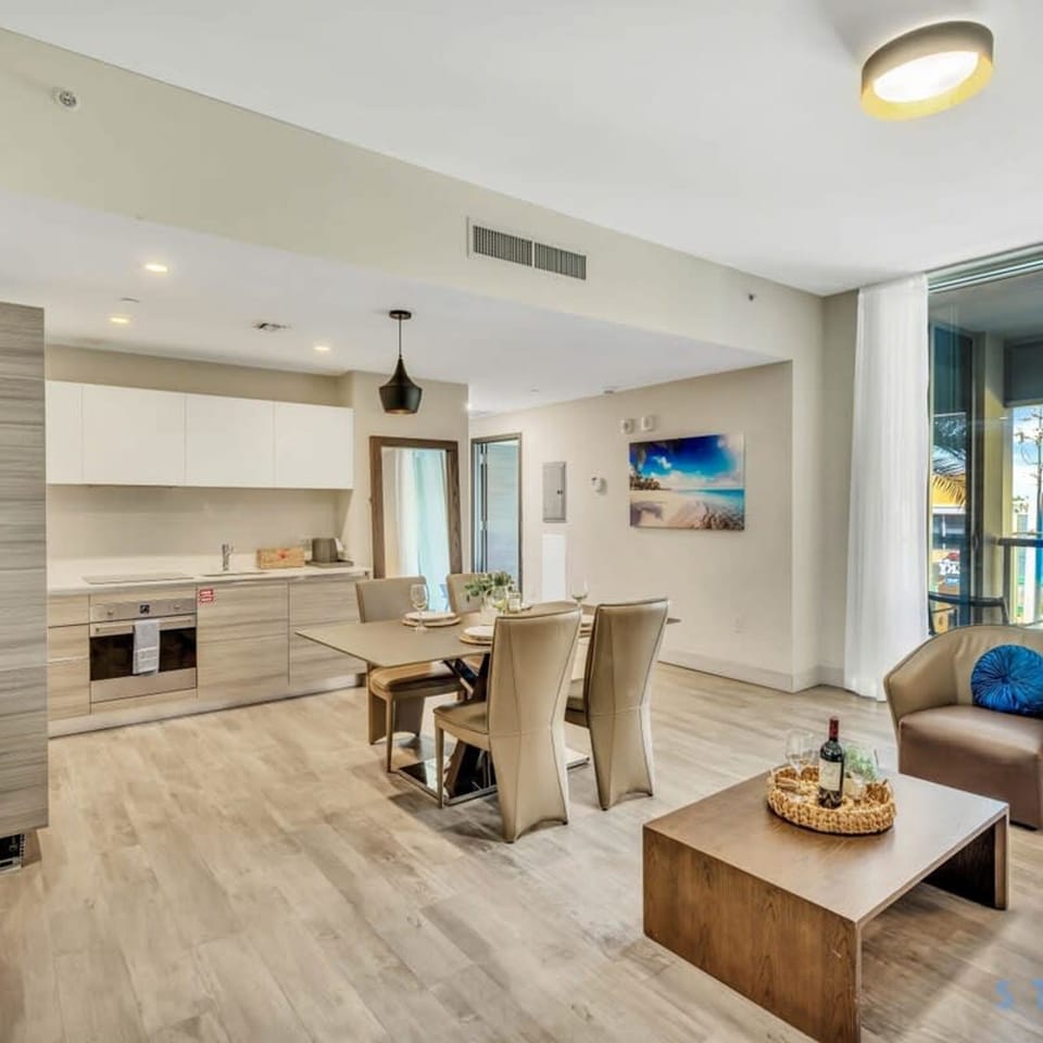 House | 2 bedrooms, desk, high-speed internet