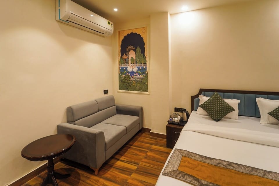 Family Room | Free WiFi