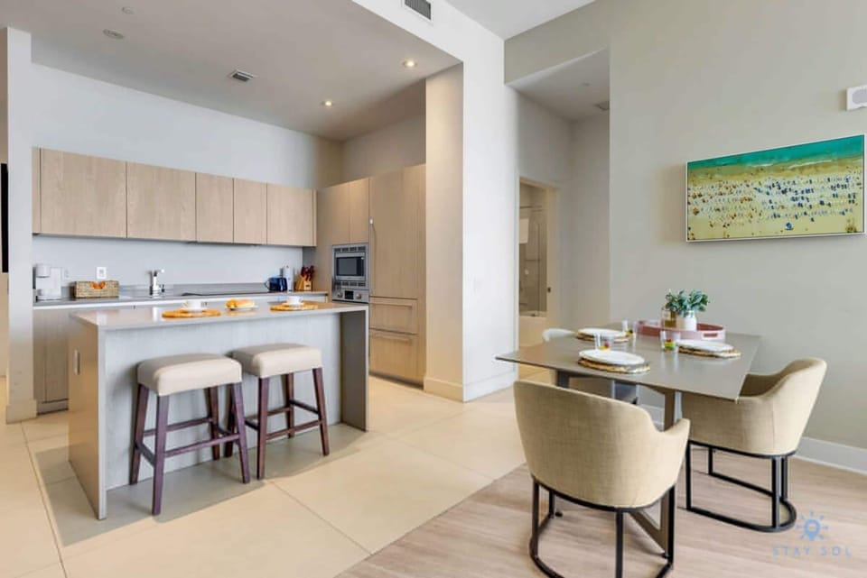 House | 1 bedroom, desk, high-speed internet