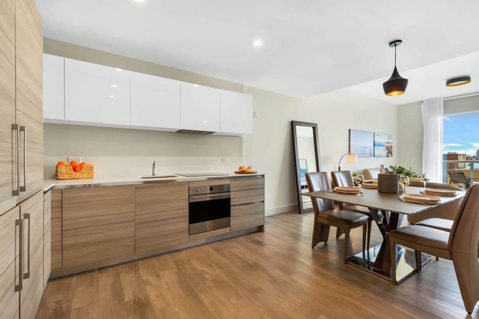 House | 2 bedrooms, desk, iron/ironing board, high-speed internet