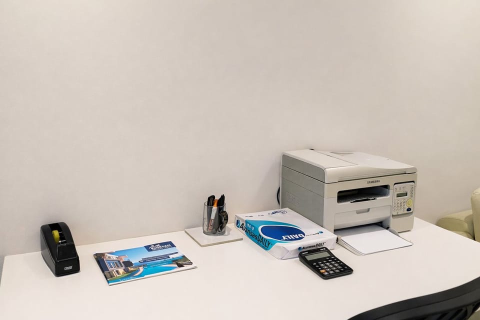 Exclusive Villa | In-room business center