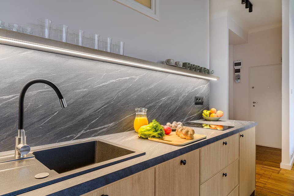 Apartment | Private kitchenette | Mini-fridge, microwave, stovetop, dishwasher