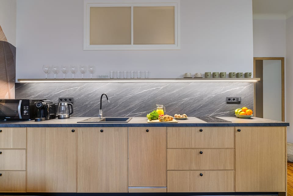 Apartment | Private kitchenette | Mini-fridge, microwave, stovetop, dishwasher