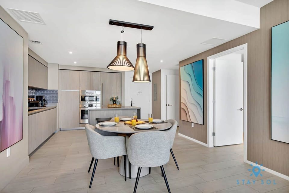 House | 2 bedrooms, desk, high-speed internet