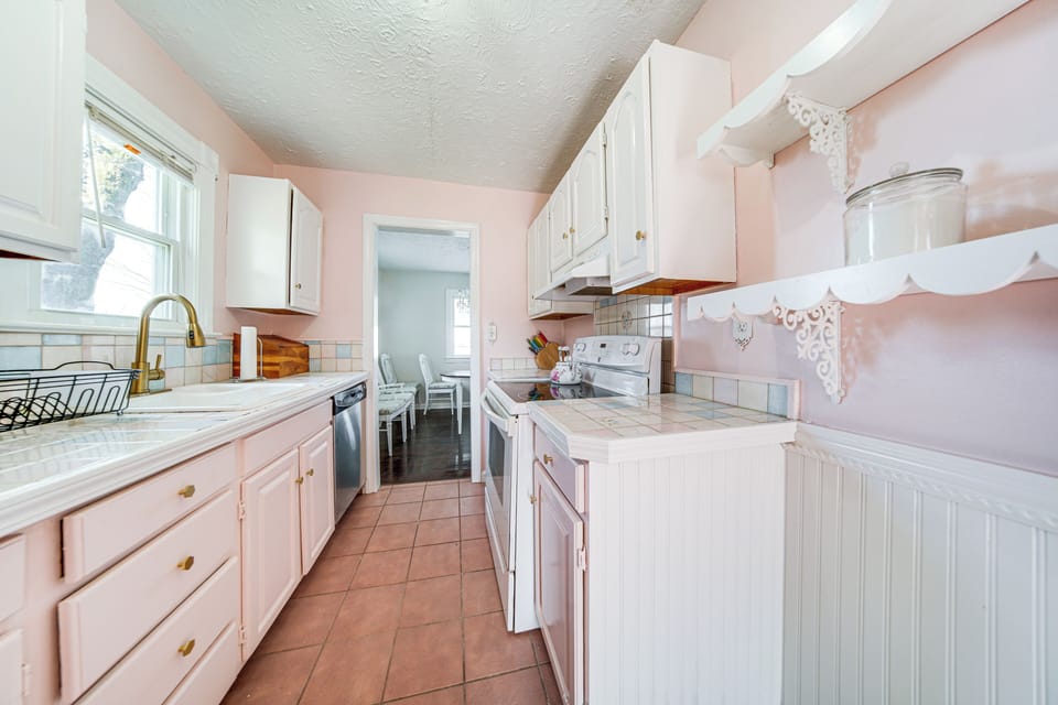 Cottage (4 Bedrooms) | Interior