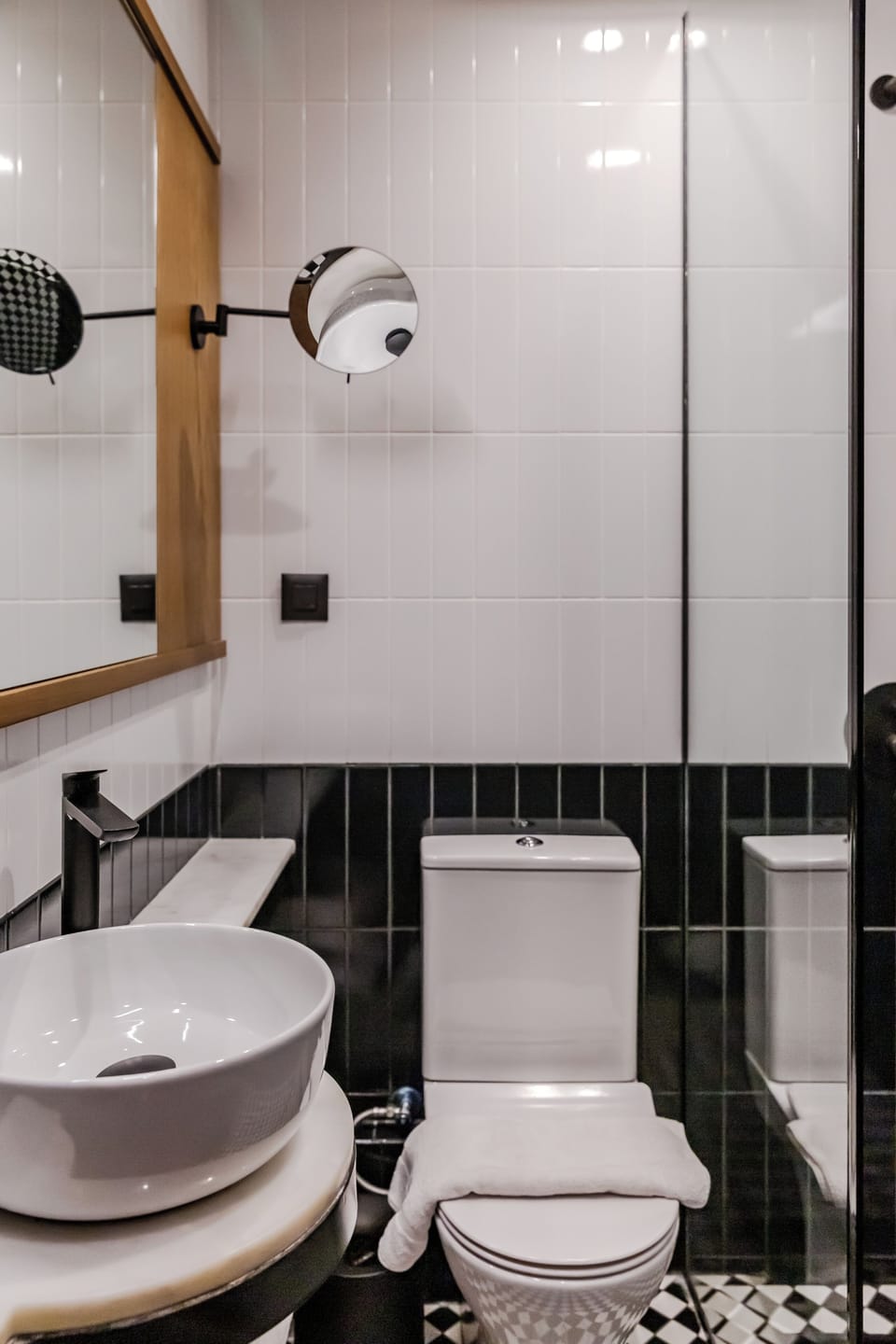 Free toiletries, hair dryer, bathrobes, slippers