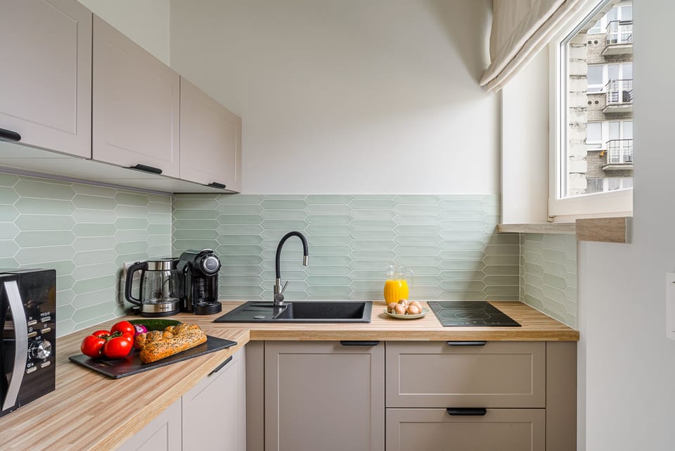 Apartment | Private kitchen | Mini-fridge, microwave, stovetop, dishwasher