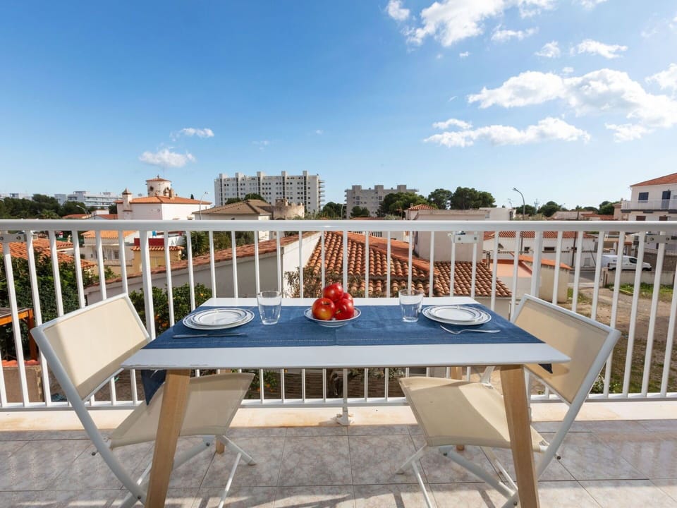 Table, Sky, Cloud, Furniture, Daytime, Building, Chair, Shade, Outdoor Furniture, Outdoor Table