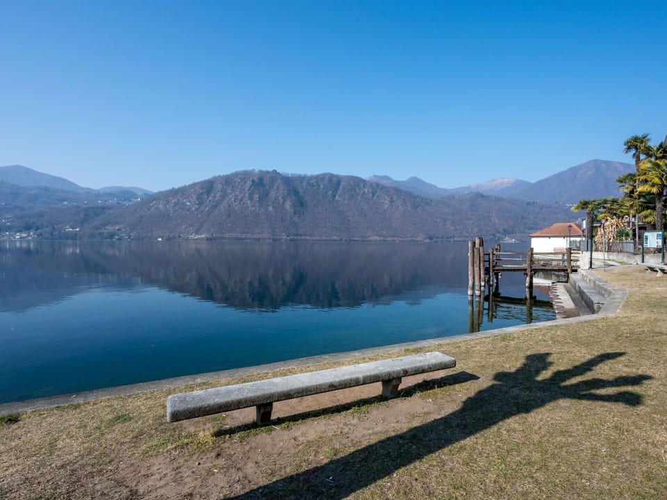 Water, Sky, Mountain, Plant, Water Resources, Tree, Natural Landscape, Wood, Lake, Highland