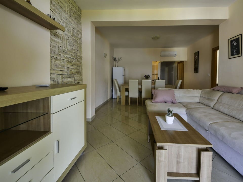 Cabinetry, Furniture, Building, Table, Drawer, Countertop, Wood, Interior Design, Door