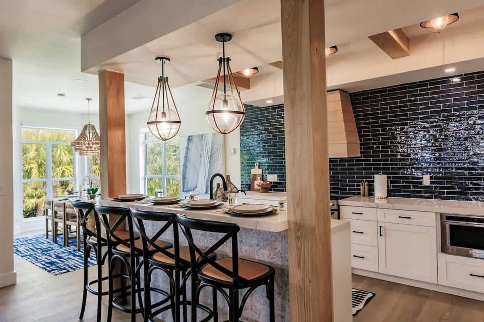 Whip up delicious meals with ease and enjoy them in the adjacent dining area.
