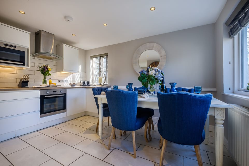 Fridge, dishwasher, electric kettle, toaster