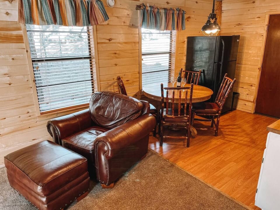 Comfort meets dining bliss!