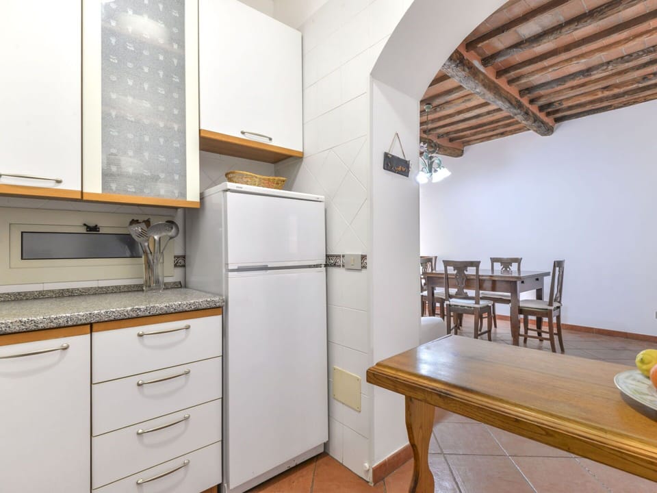 Furniture, Cabinetry, Property, Table, Wood, Building, Kitchen Appliance, Interior Design, Kitchen Stove, Architecture