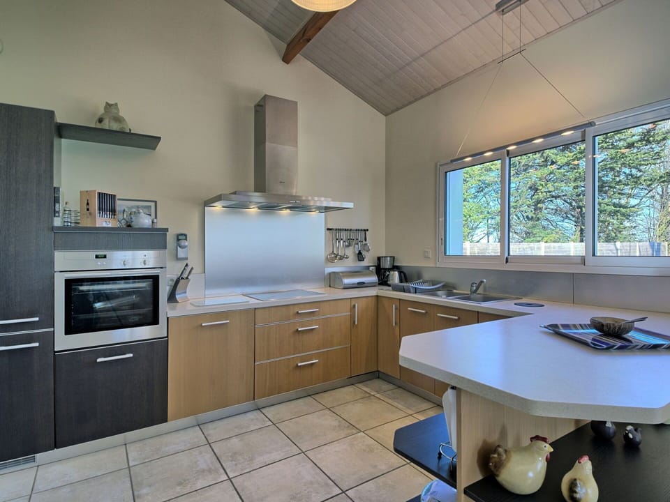 Cabinetry, Kitchen Sink, Furniture, Countertop, Window, Sink, Tap, Kitchen Stove, Drawer, Kitchen