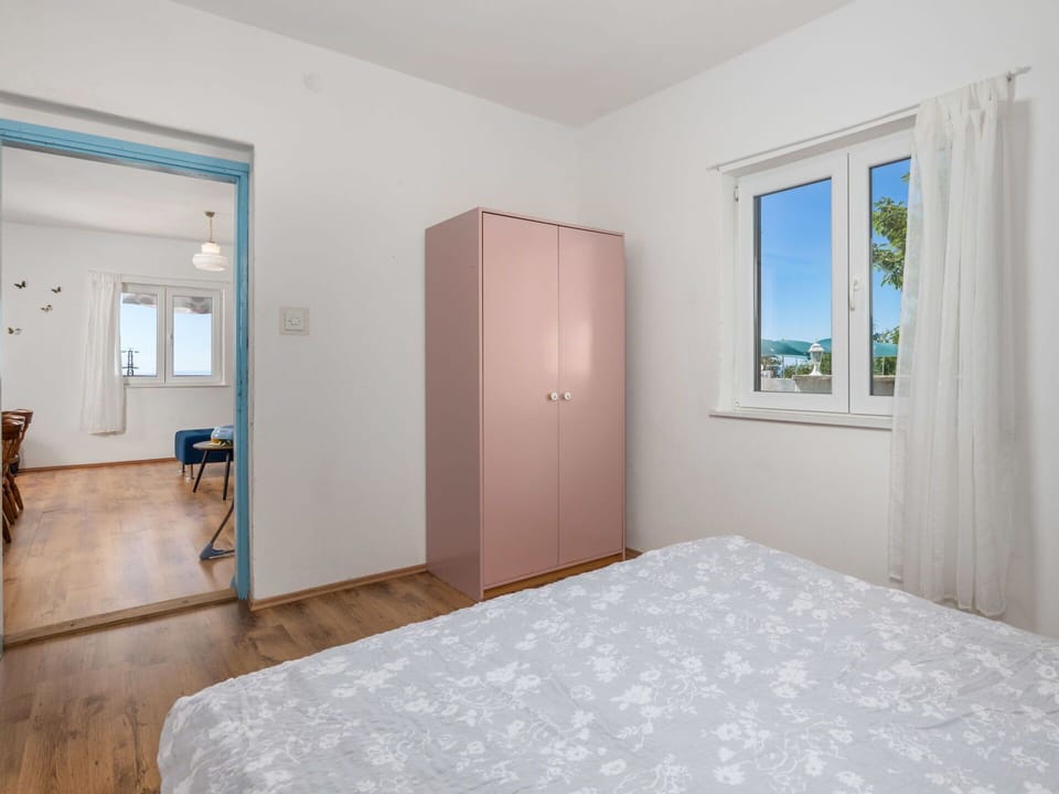 Property, Furniture, Window, Comfort, Paint, Wood, Building, Door, Shade