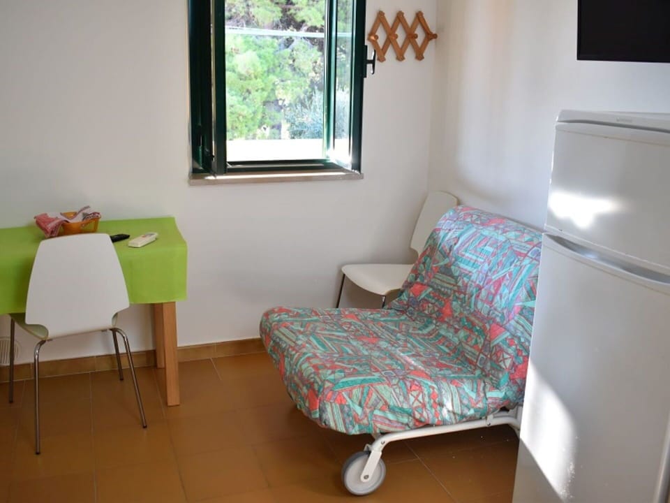 Furniture, Property, Window, White, Green, Building, Textile, Interior Design, Chair, Architecture