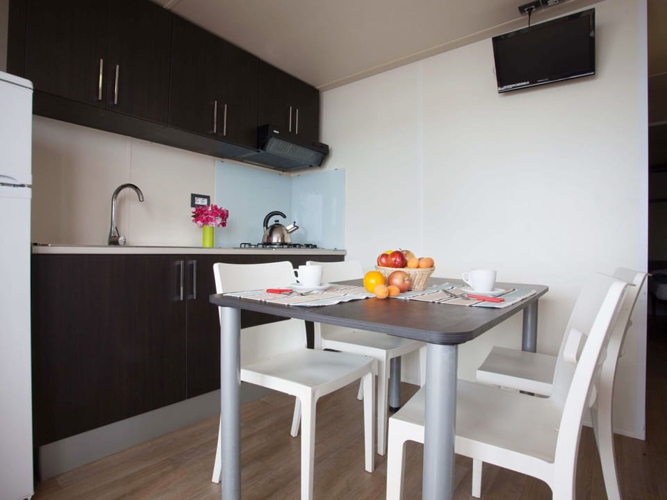 Property, Furniture, Table, Cabinetry, Tap, Sink, Kitchen Sink, Interior Design, Wood, Floor