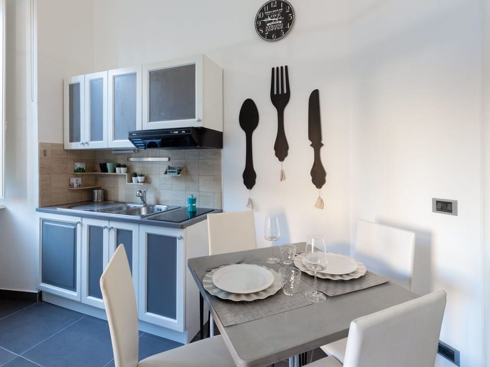 Furniture, Property, Table, White, Cabinetry, Sink, Interior Design, Wood, Building, Floor