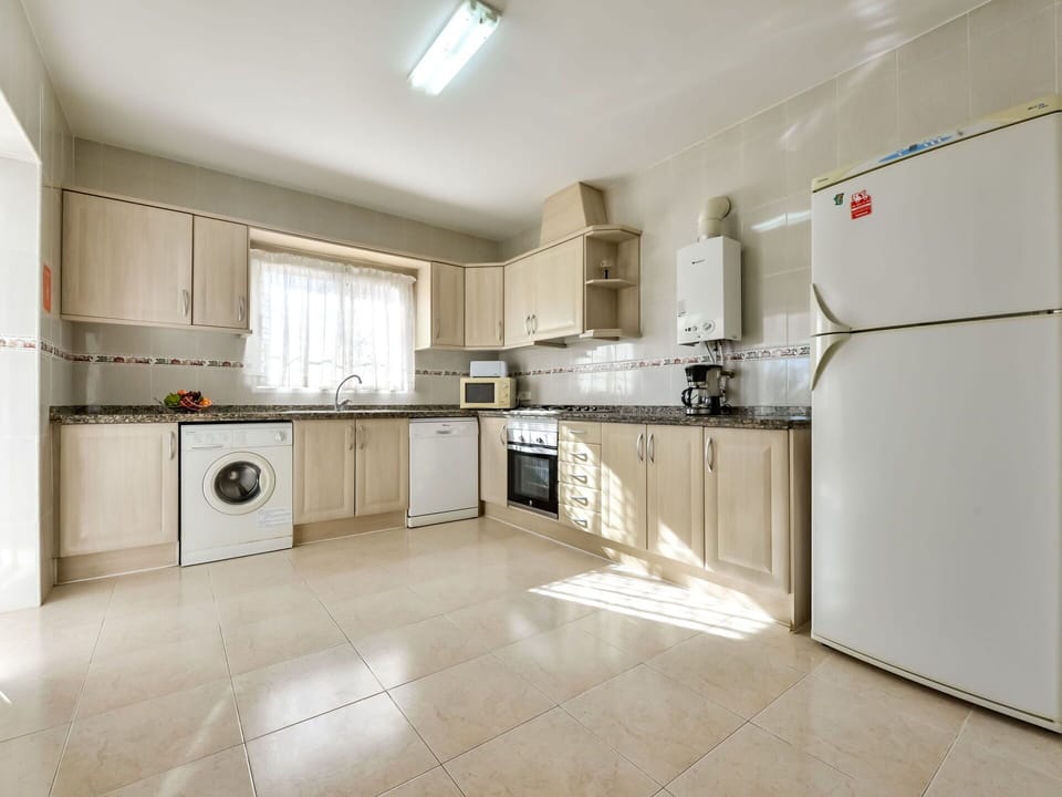 Furniture, Property, Plant, Comfort, Textile, Wood, Interior Design, Cabinetry, Houseplant, Flooring