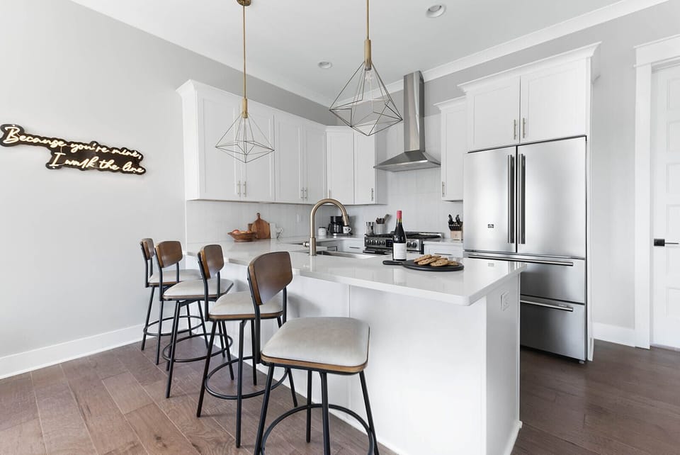 Kitchen island with seating for 4