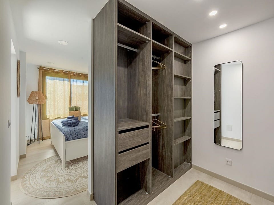 Property, Door, Building, Wood, Flooring, Cabinetry, Comfort, Floor, Real Estate
