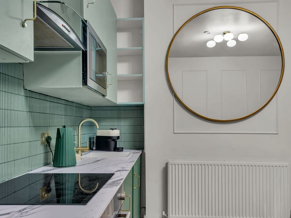 Interior Design, Lighting, Flooring, Light Fixture, Ceiling, Countertop, Room, Kitchen, Natural Material, Tile