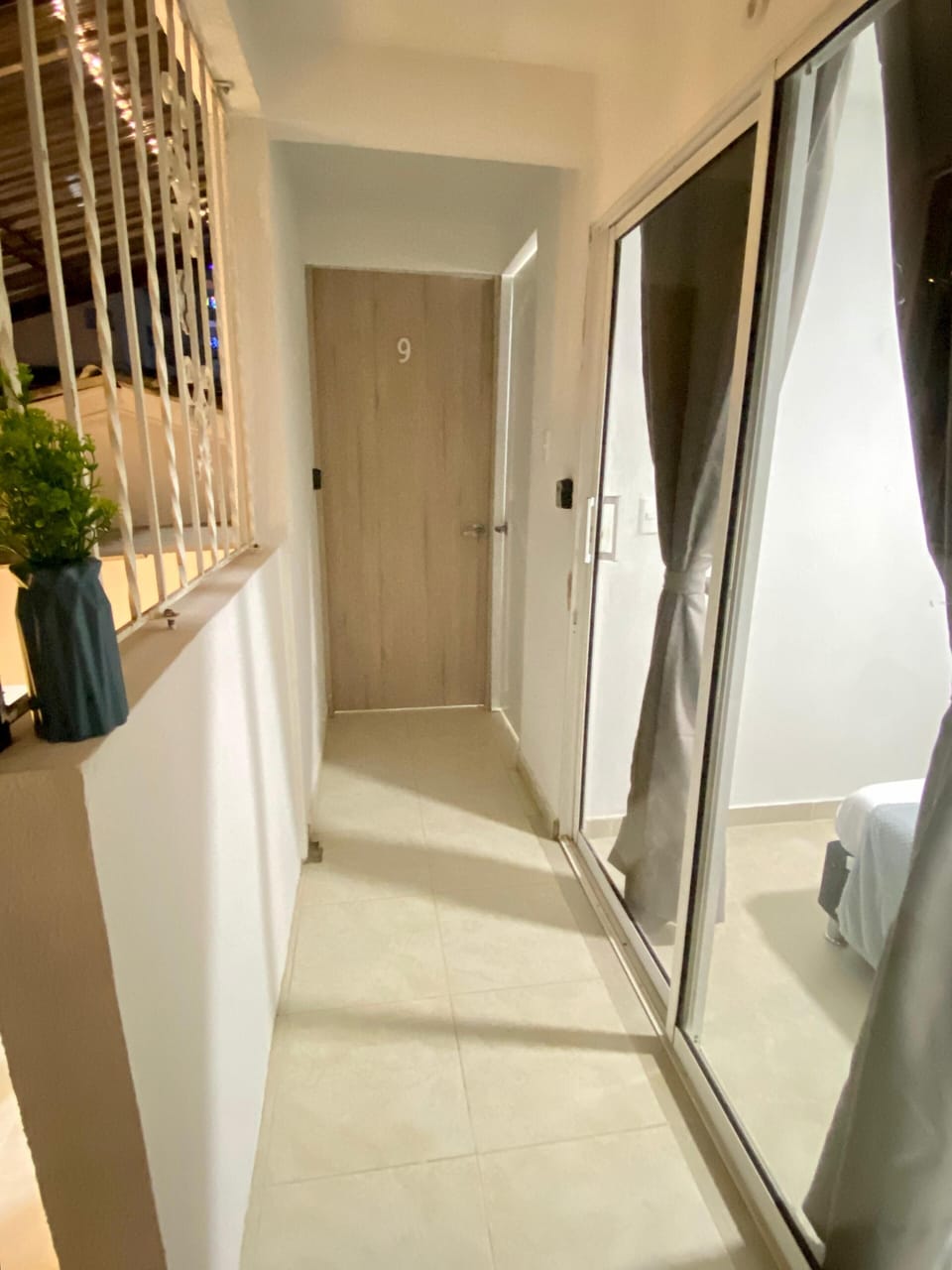 Comfort Suite, Courtyard View | Room amenity
