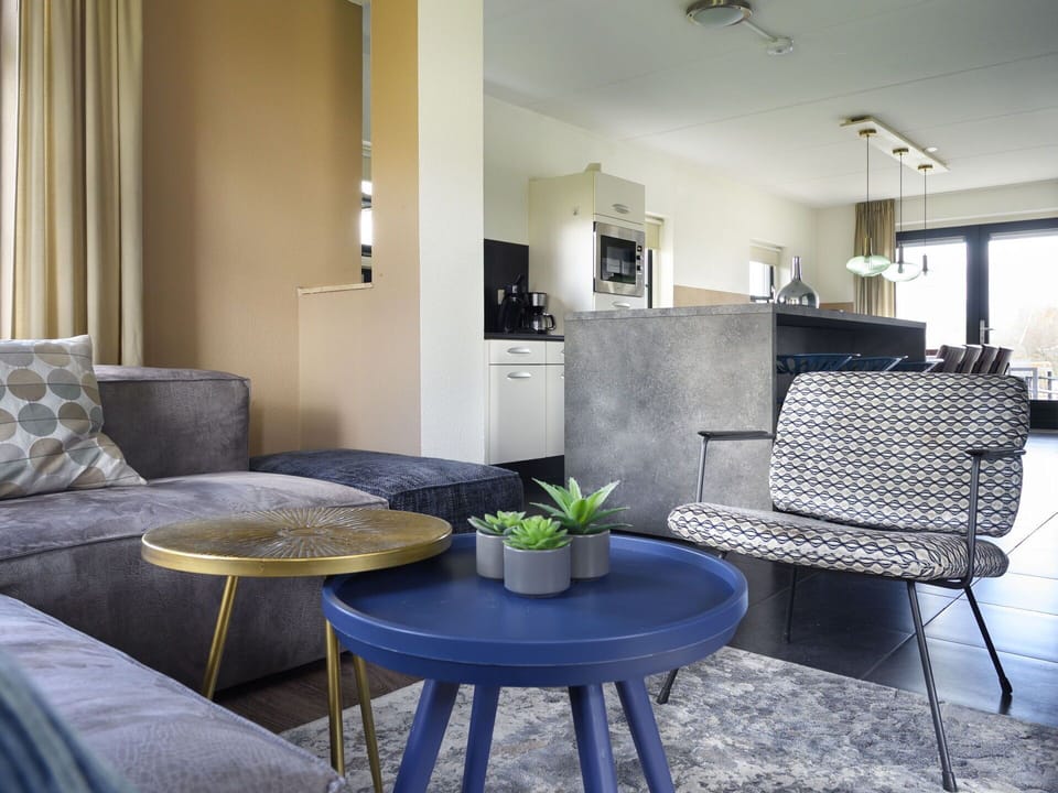 Furniture, Table, Property, Couch, Window, Interior Design, Lighting, Building, Comfort, Flooring