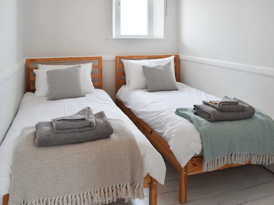 Twin bedroom | Beach View House, Westbrook, near Margate