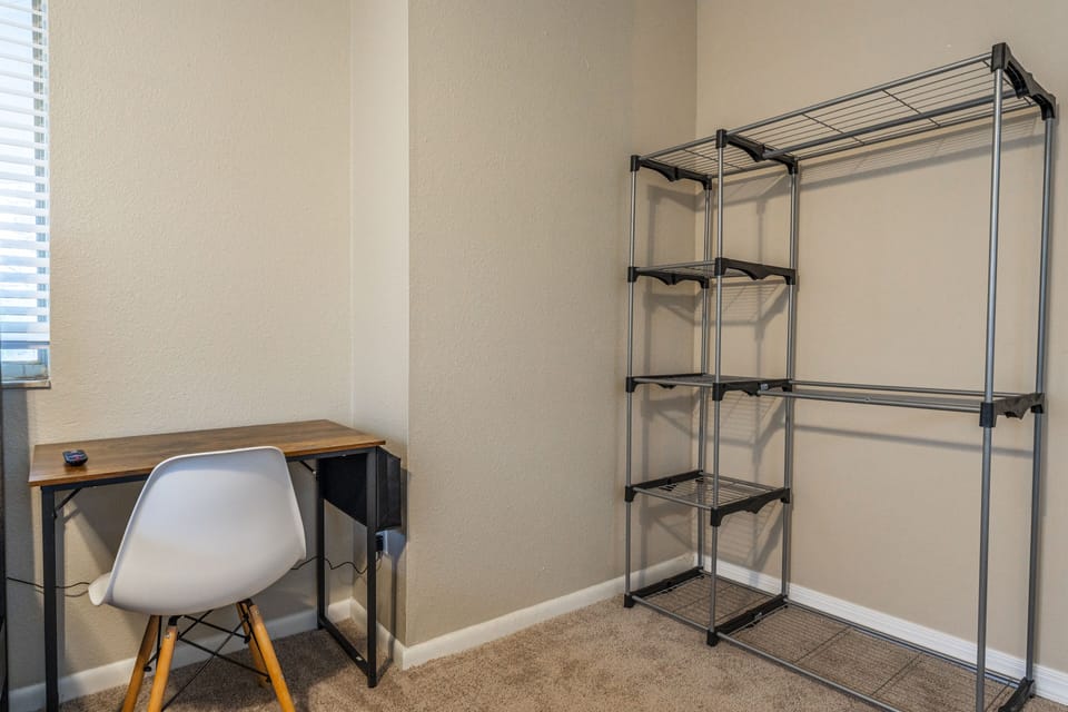 Premium Room, Private Entrance, Private Bath, Share House, Non-smoking | Desk, laptop workspace, WiFi (free), bed sheets