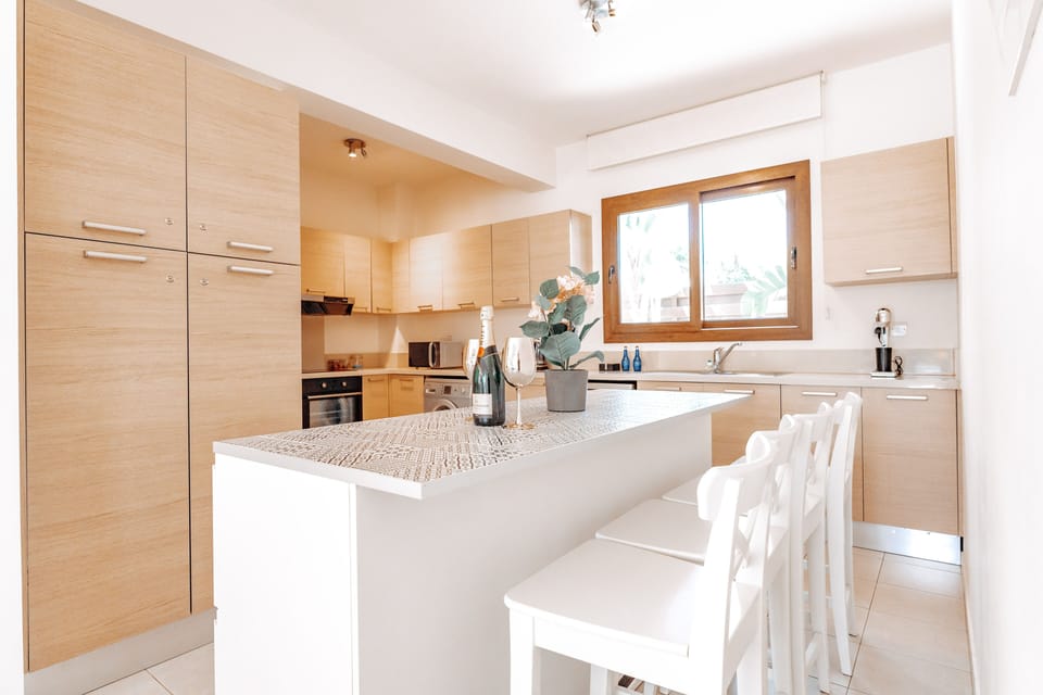 Kitchen (1)