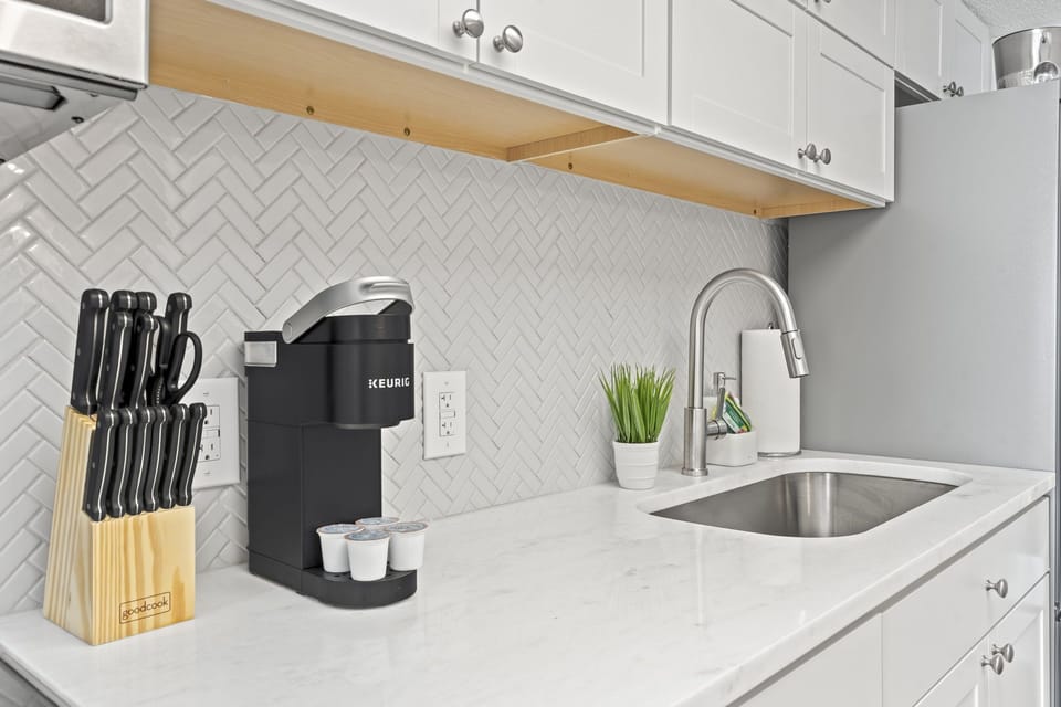 Freshly updated kitchen with full-size convenience.