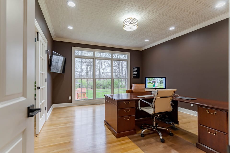 1st Floor Office