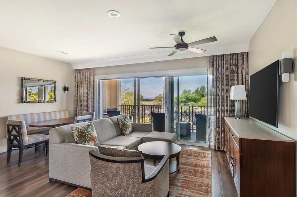 1 Bedroom • Living Area
