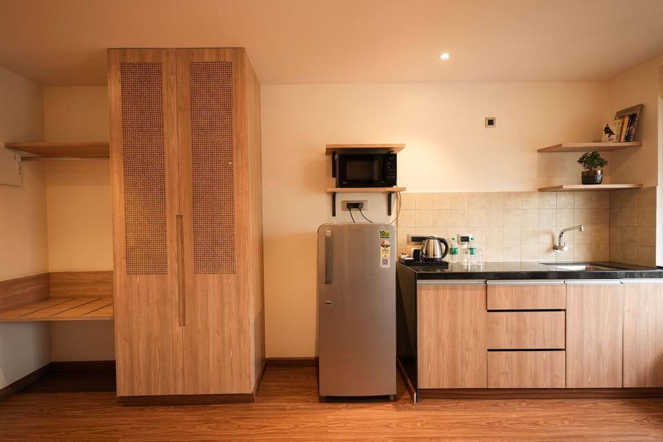 Luxury Studio | In-room safe, soundproofing, iron/ironing board, cribs/infant beds