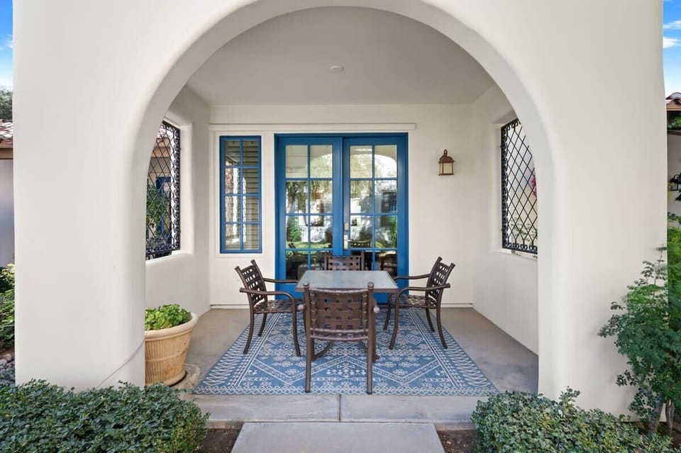 King Villa Terrace