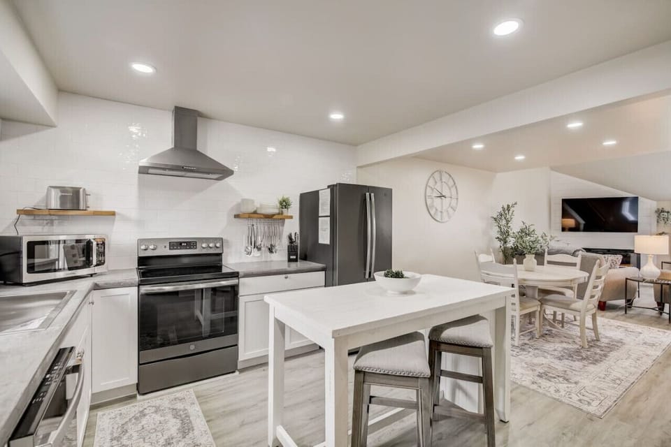 Fully equipped kitchen