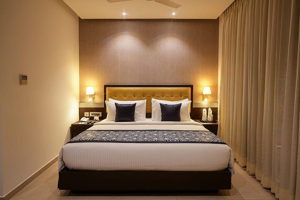 Minibar, in-room safe, desk, blackout drapes