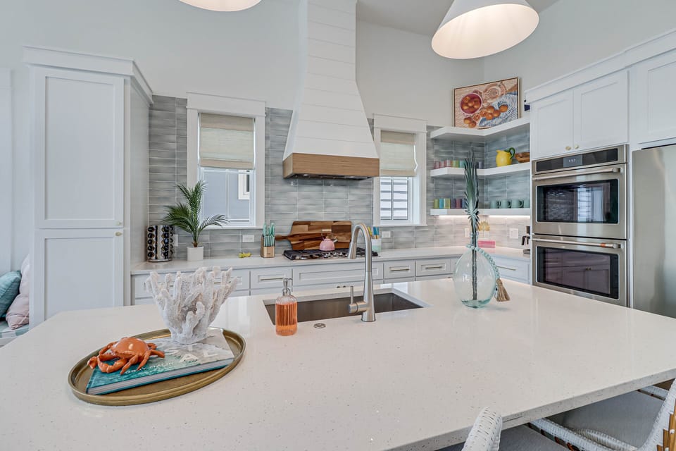 Kitchen, 1st Floor